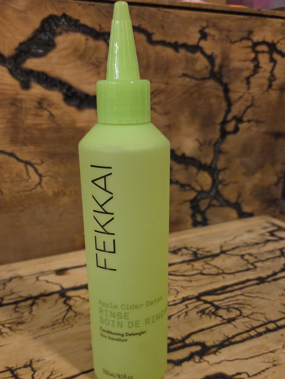 Fekkai Apple Cider Detox Rinse - Light Green Conditioning Detangler Full Size